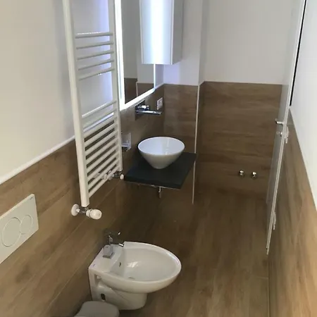 Riva Reno 54 Guest house *